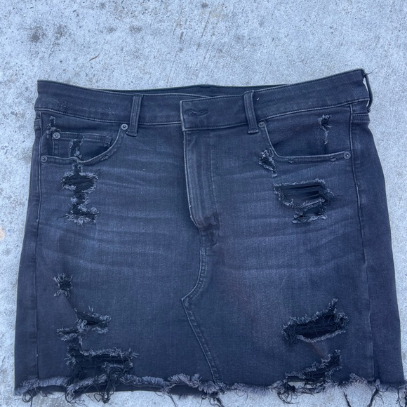 American Eagle - Black Denim Skirt - Picture 1 of 3